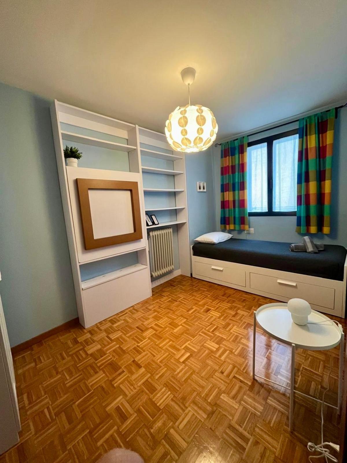 Encantador Apartamento En Estella-Lizarra Екстер'єр фото